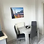 Tolle 2 Zimmer Wohnung Mit Schlafcouch